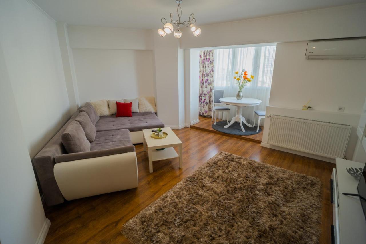 Cozy & Spacious 2Br Apartment With Netflix Bucarest Exterior foto