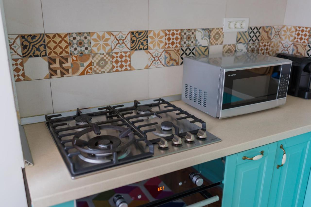 Cozy & Spacious 2Br Apartment With Netflix Bucarest Exterior foto