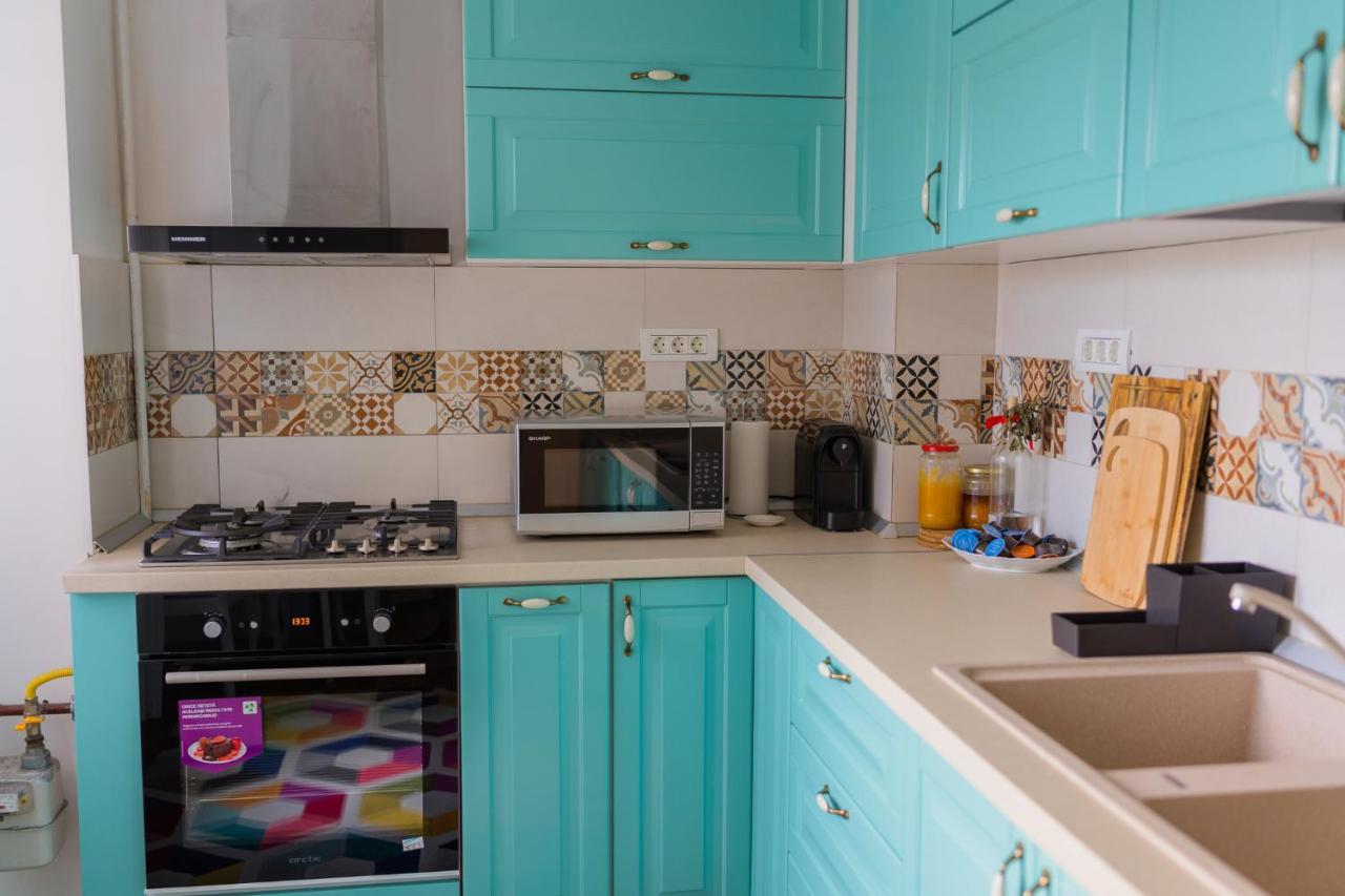 Cozy & Spacious 2Br Apartment With Netflix Bucarest Exterior foto