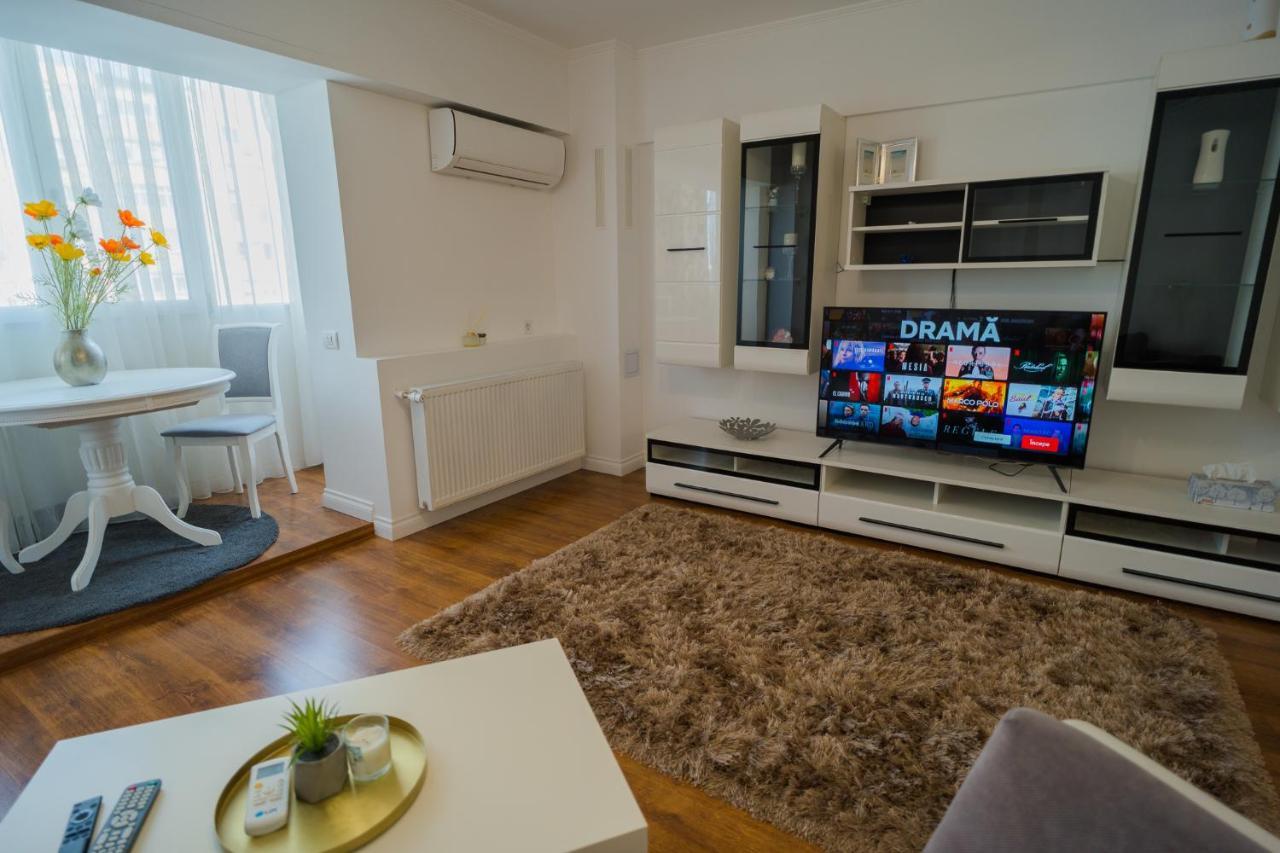 Cozy & Spacious 2Br Apartment With Netflix Bucarest Exterior foto