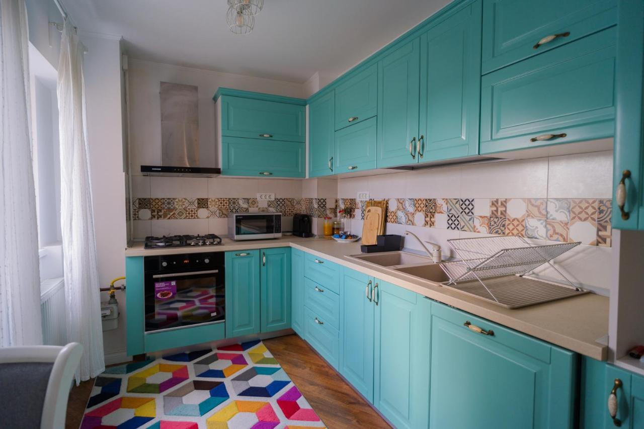 Cozy & Spacious 2Br Apartment With Netflix Bucarest Exterior foto