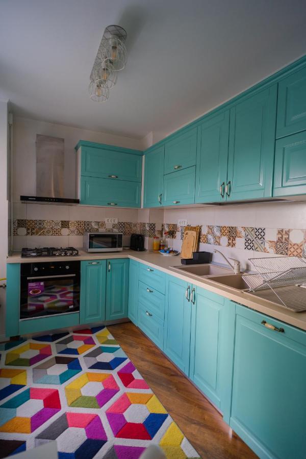 Cozy & Spacious 2Br Apartment With Netflix Bucarest Exterior foto