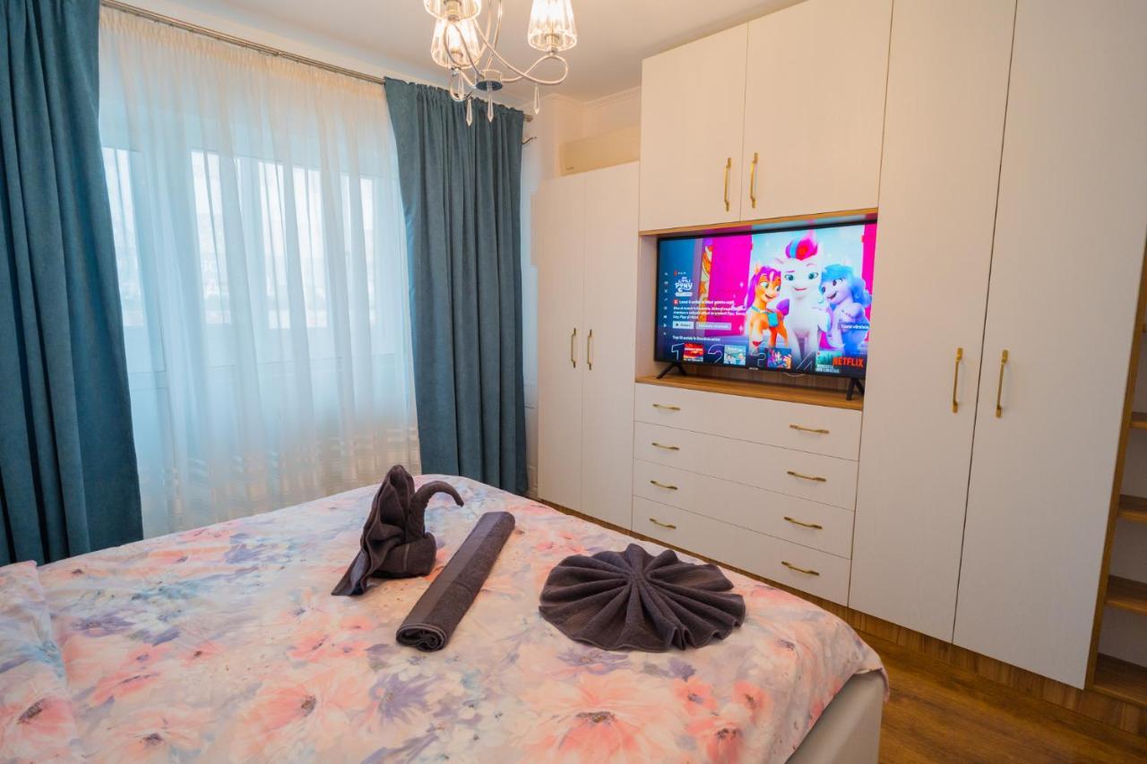 Cozy & Spacious 2Br Apartment With Netflix Bucarest Exterior foto